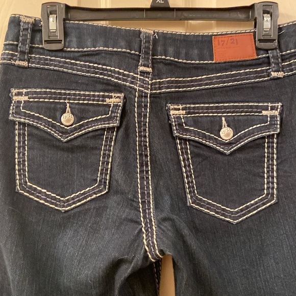 Exclusive Denim 17/21 Dark Blue Jeans Fantastic White Stitching Boot Cut WM SZ 8 - Picture 9 of 14